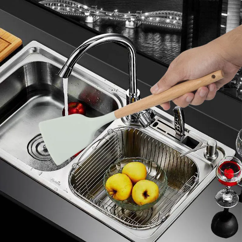 12 pcs Kitchen Utensil Set Wooden Handle Turner Cooking Various Kitchenware Set High Quality Silicone Cooking Tools Set Household Chef