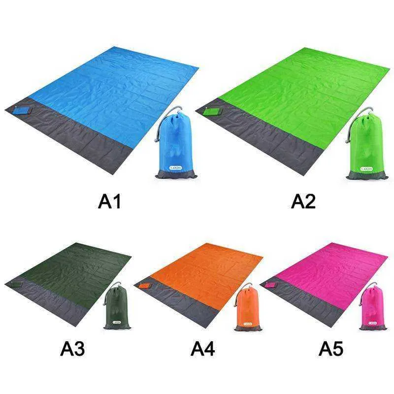 2x2.1m Waterproof Beach Blanket Folding Outdoor Picnic Mat