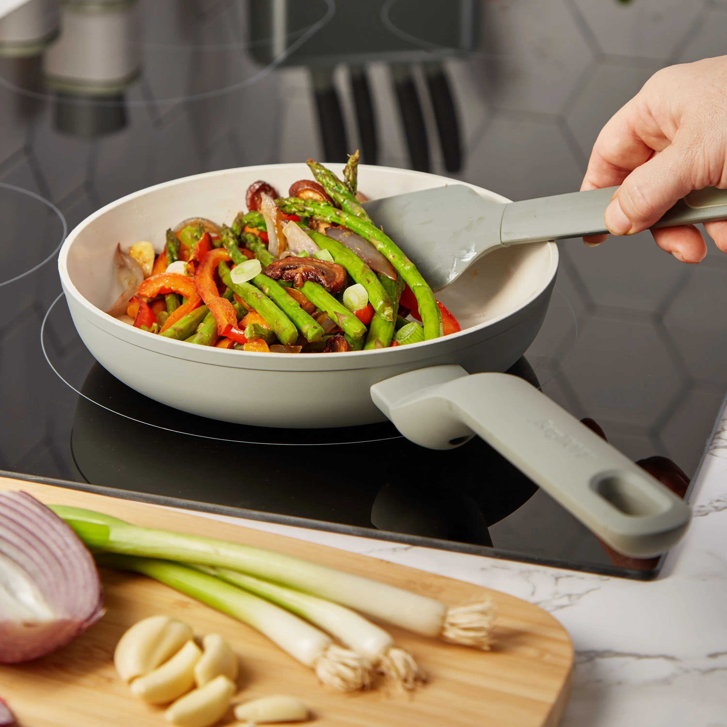 BergHOFF Leo Balance 2pc Nonstick Aluminum Fry Pan Set, Moonmist