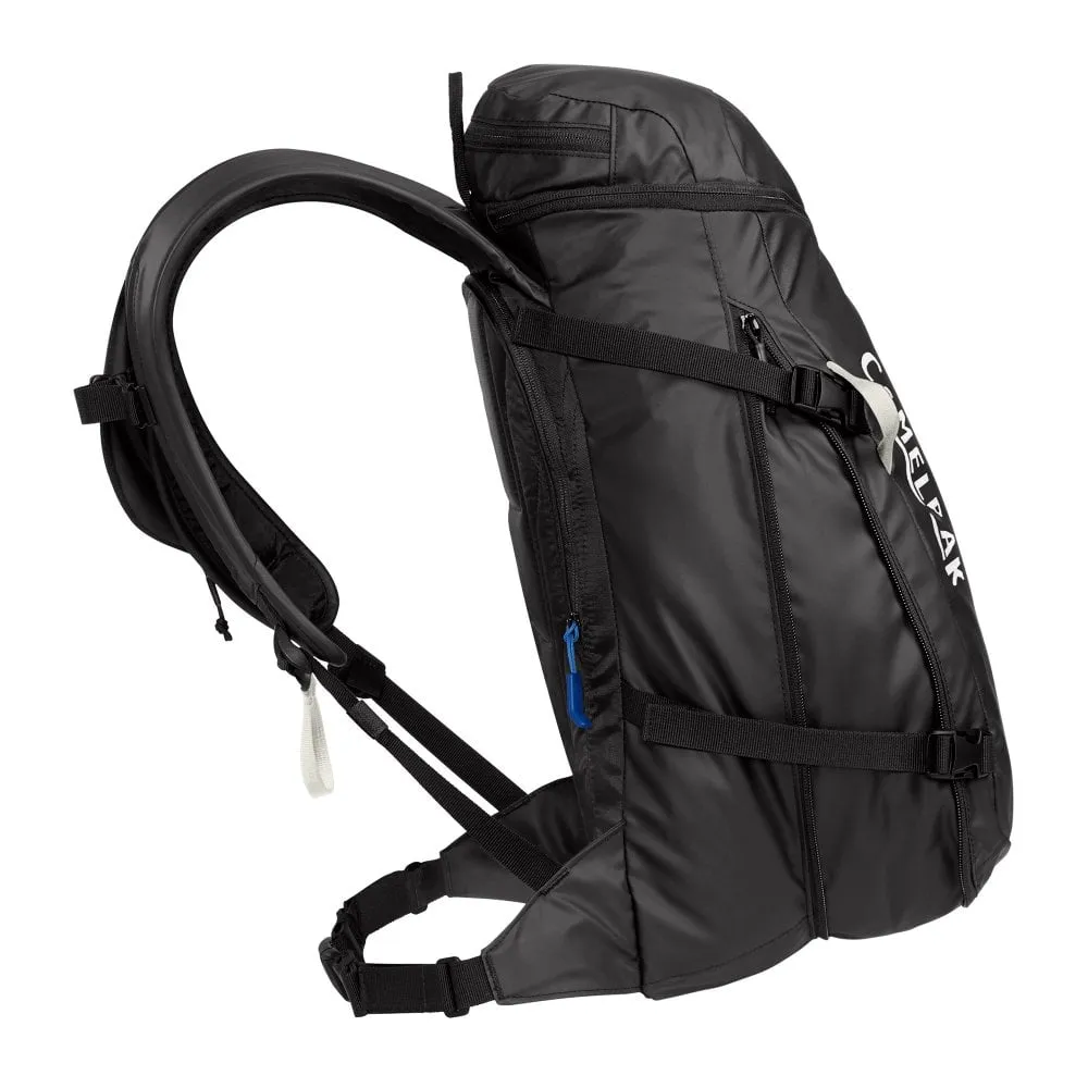 Camelbak SnoBlast 23L with 2L Resevoir Hydration Pack