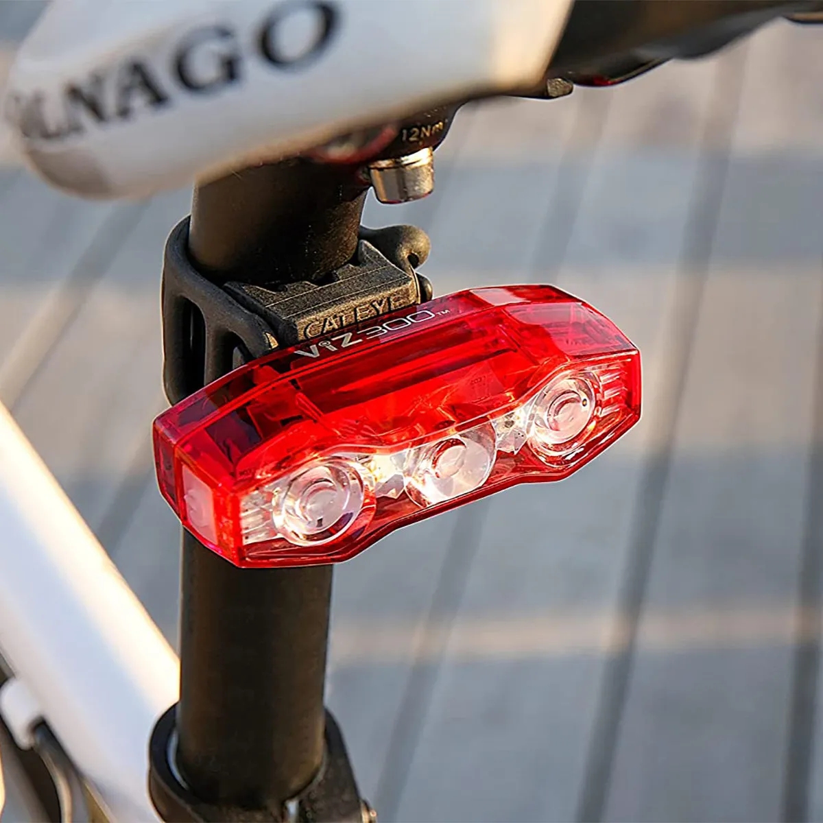 CatEye Headlight and Rear Light Combo Kit - AMPP800/ViZ300