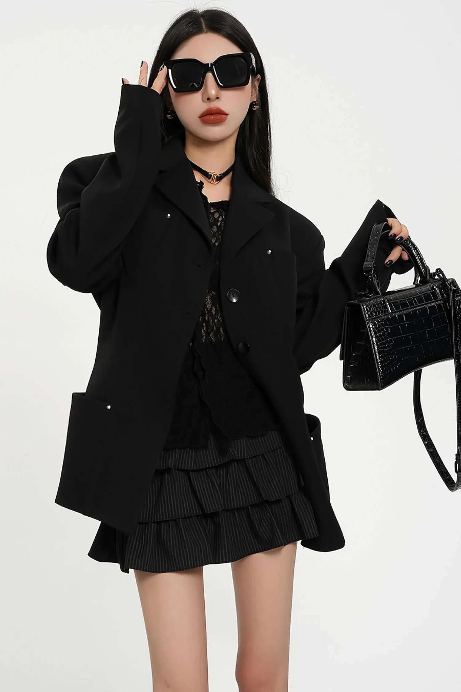 Classic Black Tailored Blazer - Multi-Pocket Professional Suit Jacket