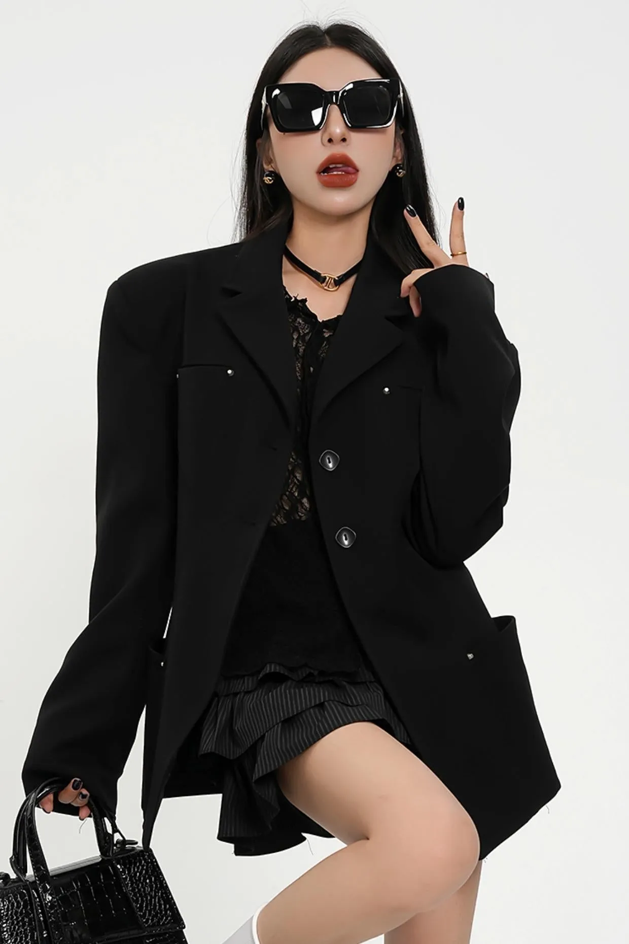 Classic Black Tailored Blazer - Multi-Pocket Professional Suit Jacket