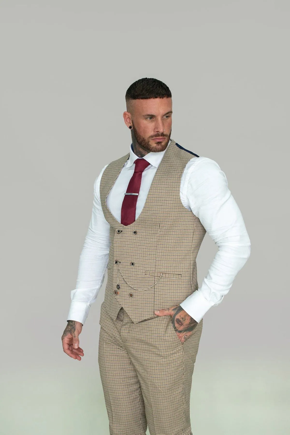 Elwood Beige Houndstooth 3 Piece Suit