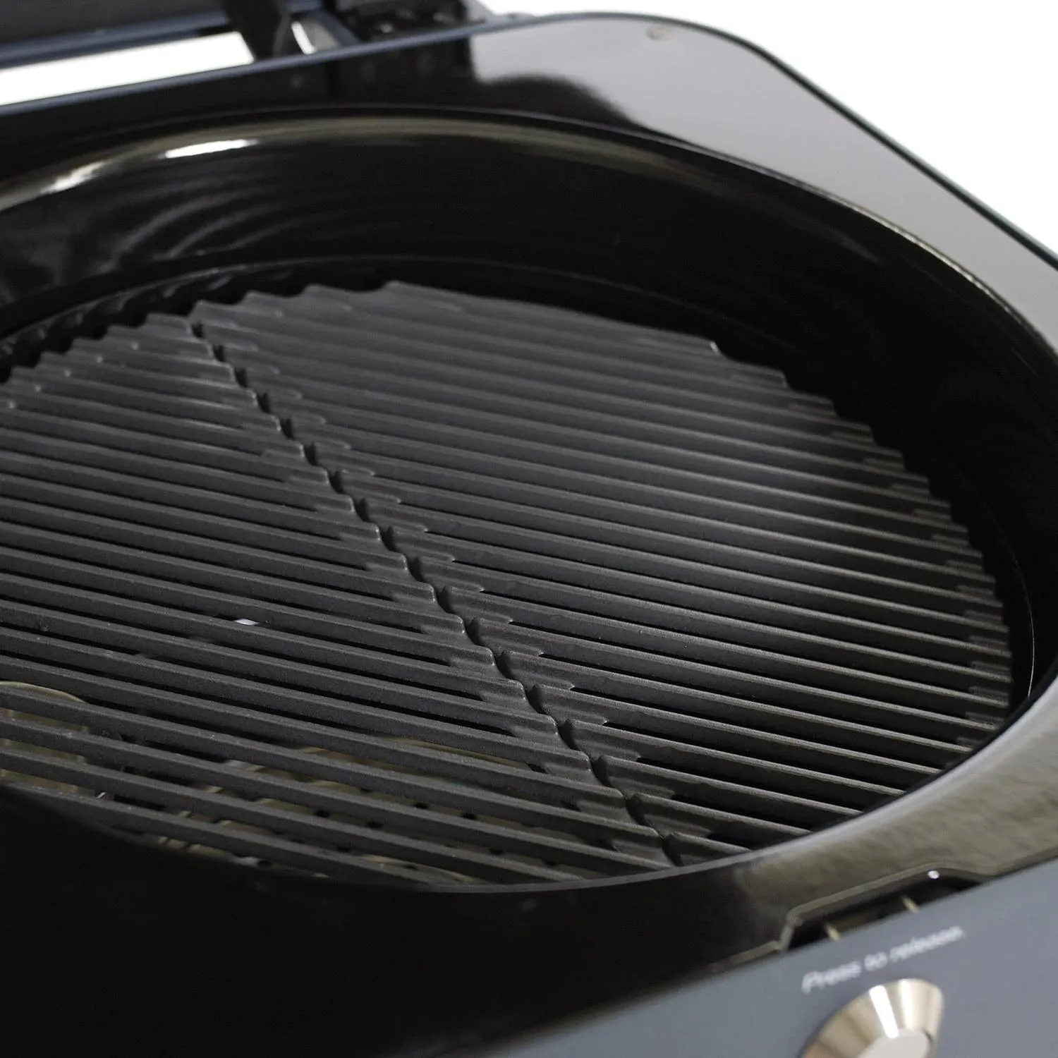 Everdure By Heston Blumenthal 4K 21-Inch Charcoal Grill & Smoker - HBCE4KGUS