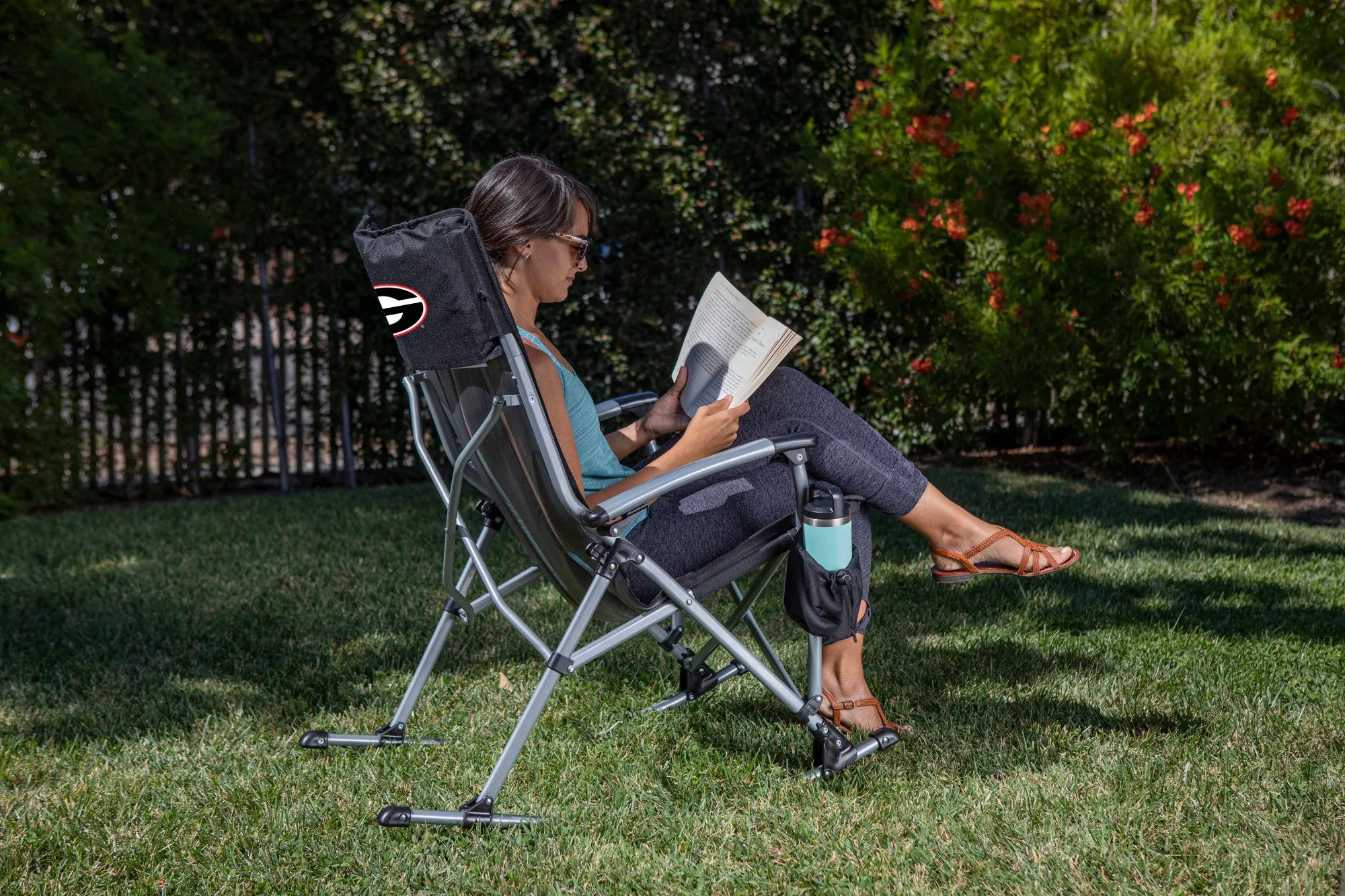 Georgia Bulldogs - Outdoor Rocking Camp Chair