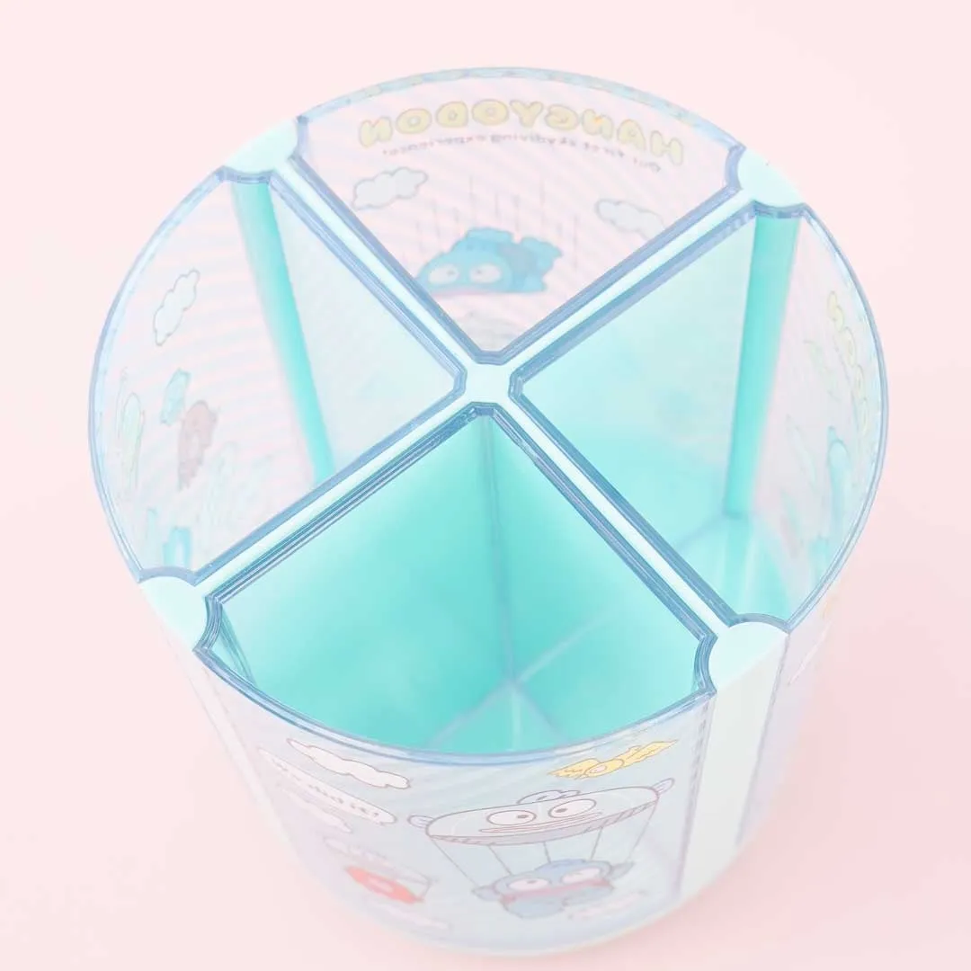 Hangyodon Skydiving Rotating Pen Stand