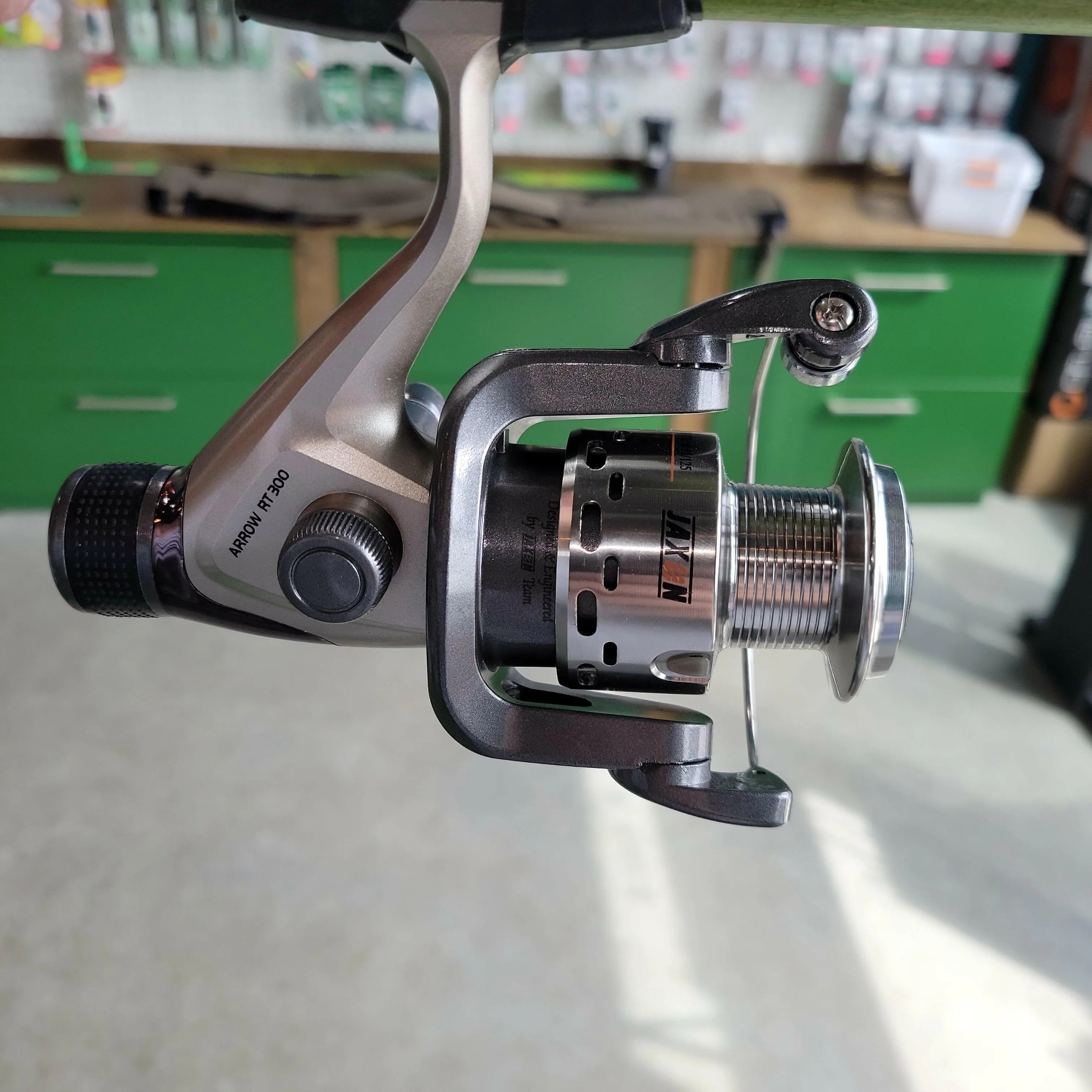 Jaxon Fishing Reel, 5 Bearing, Rear Drag, Extra Spool