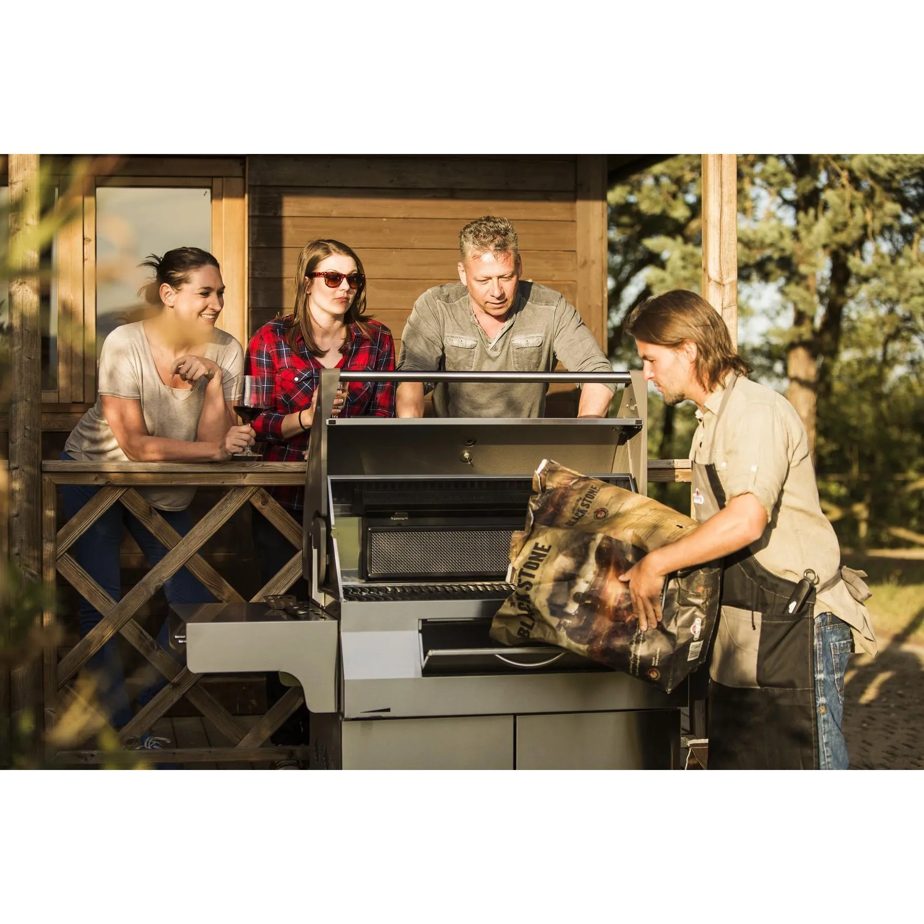 Napoleon Professional 605 Charcoal Grill PRO605CSS