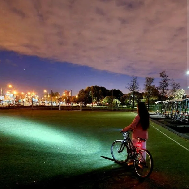 NATFIRE Powerful Bike Light OLED Display 10000mAh Rechargeable Bicycle Headlight Flashlight Type-C Charging 2000LM Lamp