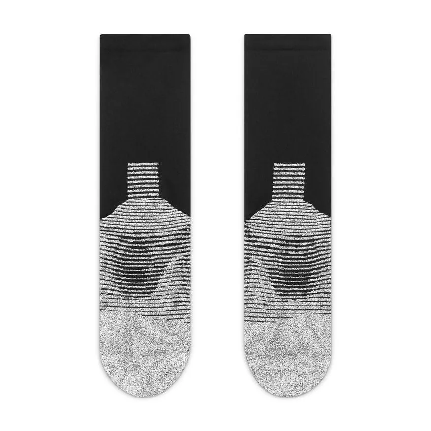 NIKE GRIP STRIKE CREW SOCK - WHITE / BLACK