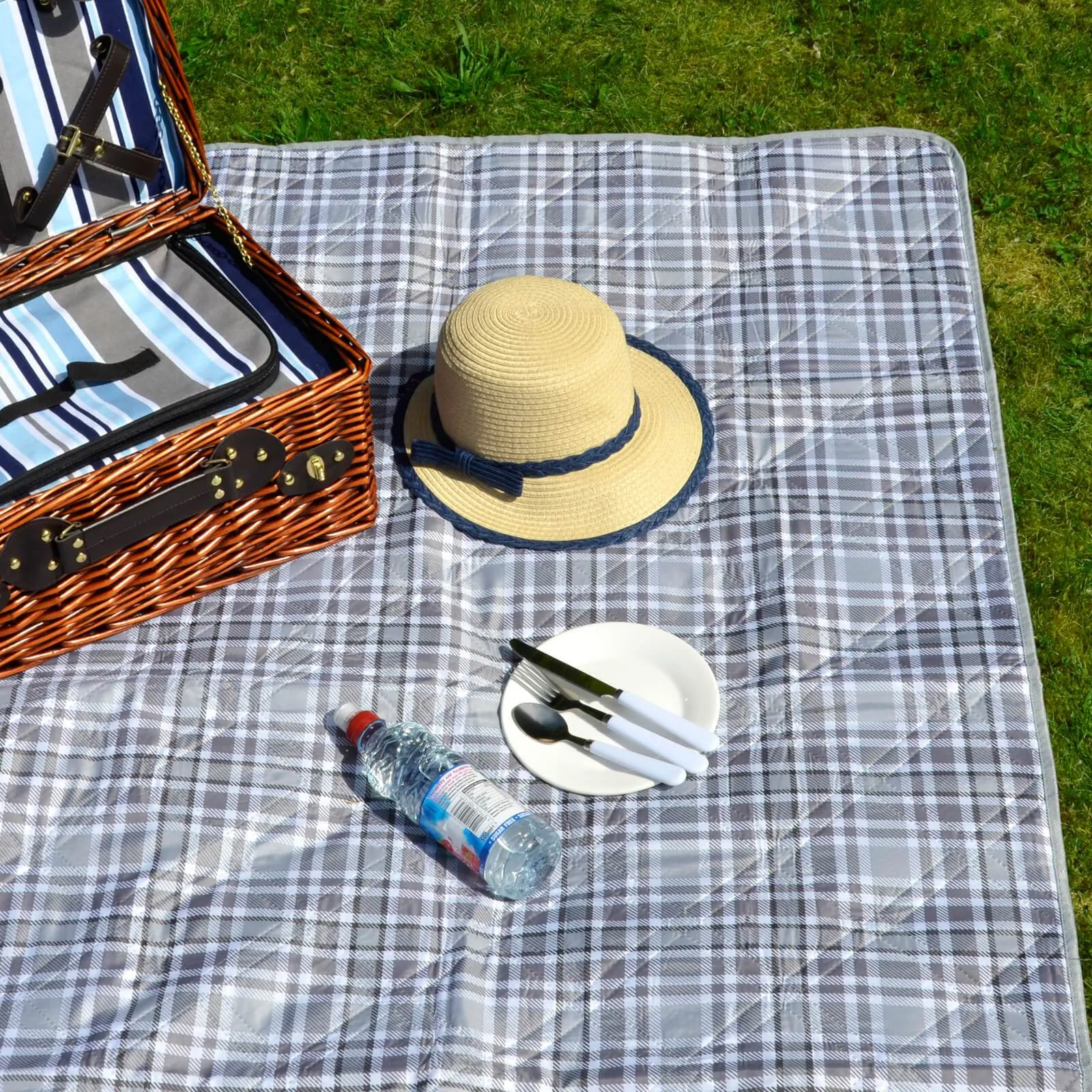 Picnic Blanket Rug Waterproof Backing Carry Handle 3 Sizes