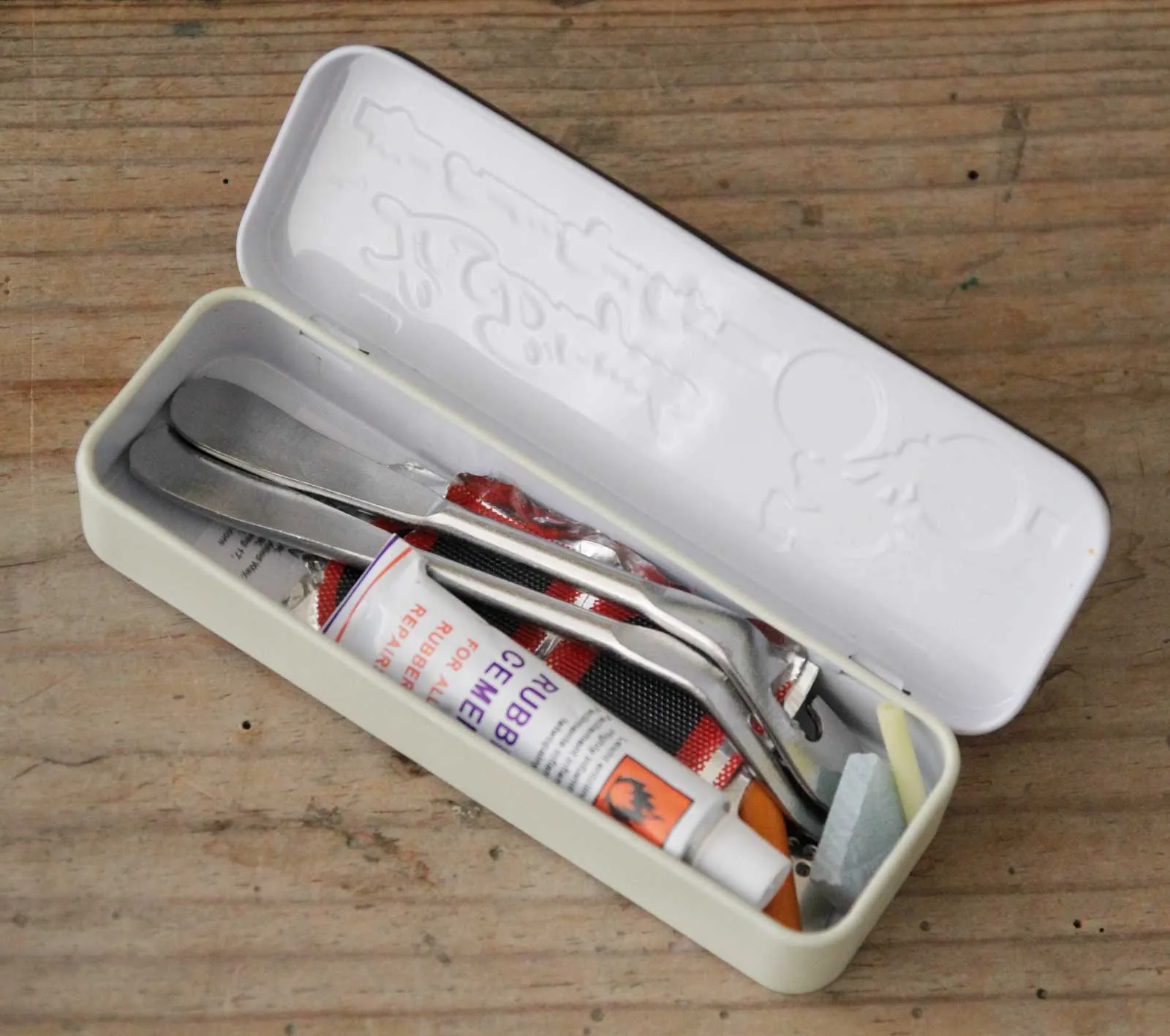 Puncture Repair Kit - Le Bicycle