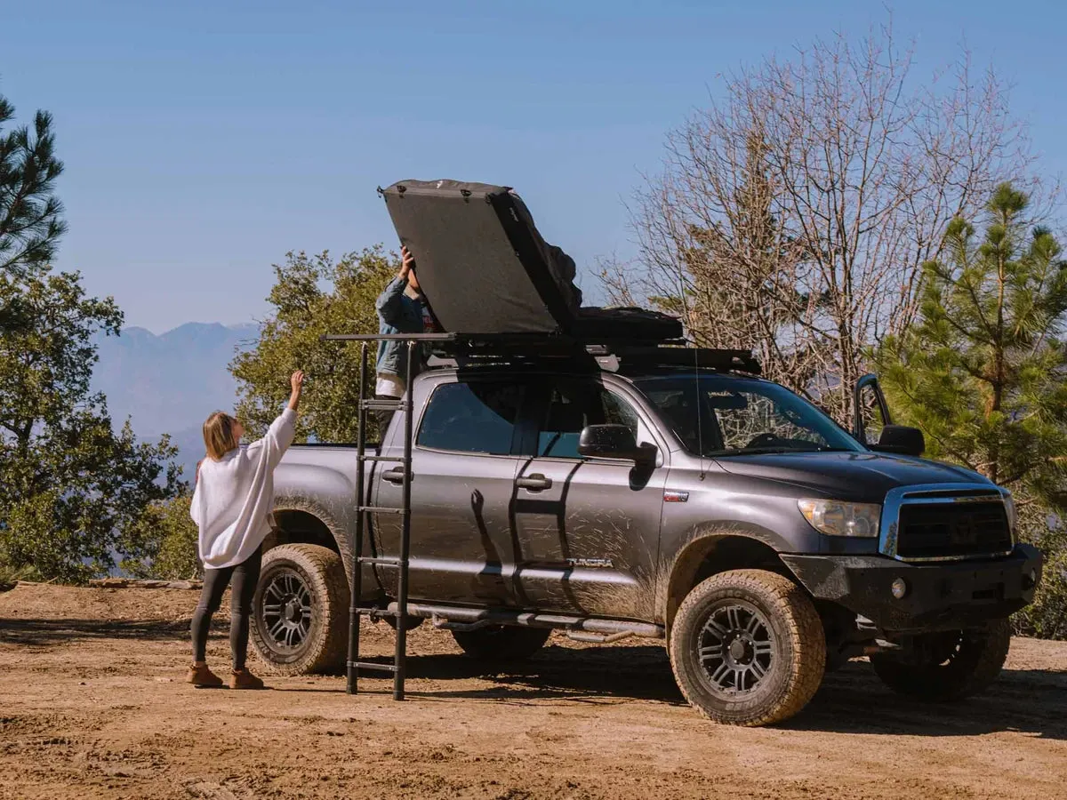 REV Roof Top Tent / Scout