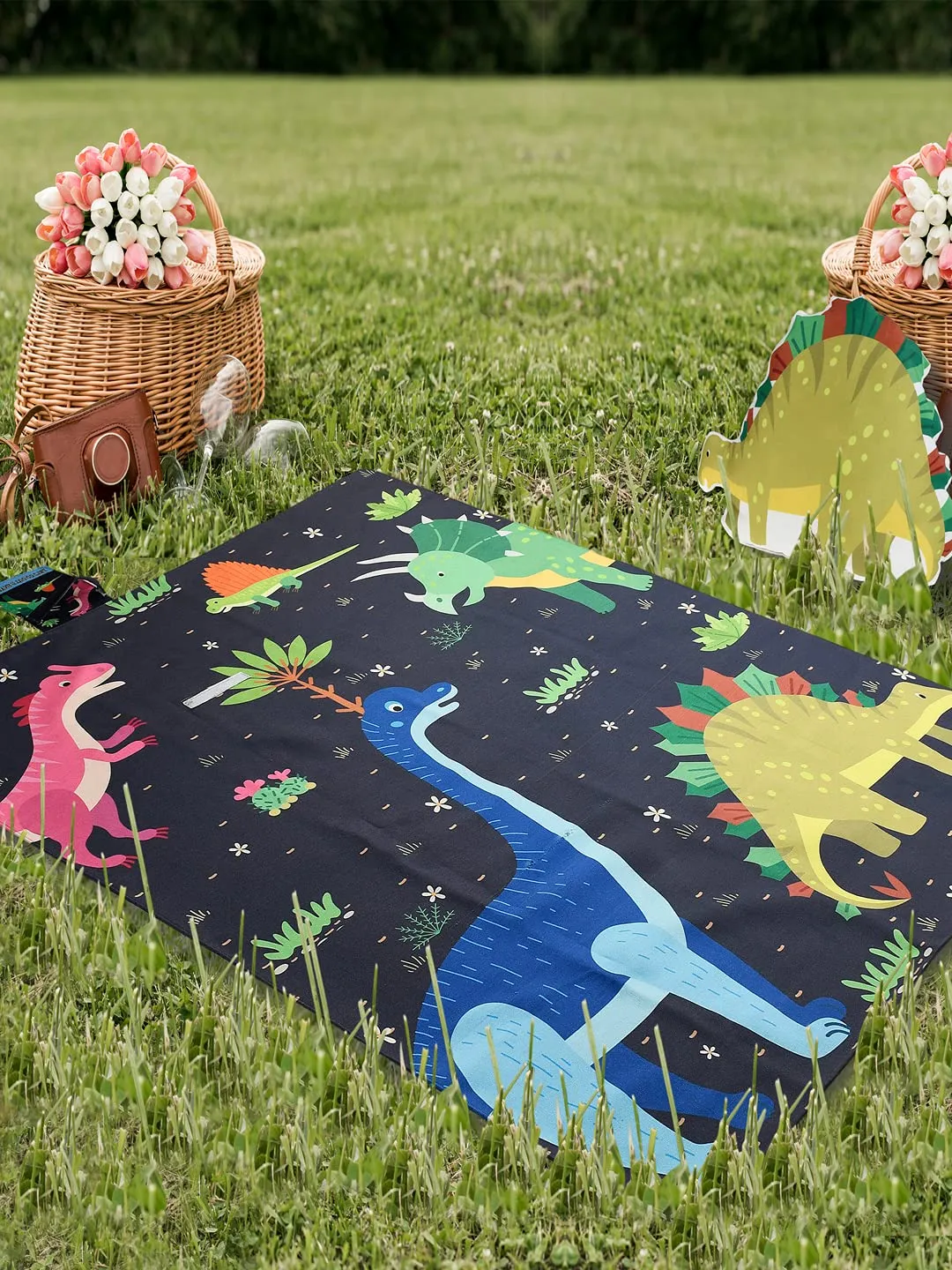 Saral Home Dinosaur Microfiber Picnic Mat Blue, 125x150 Cms
