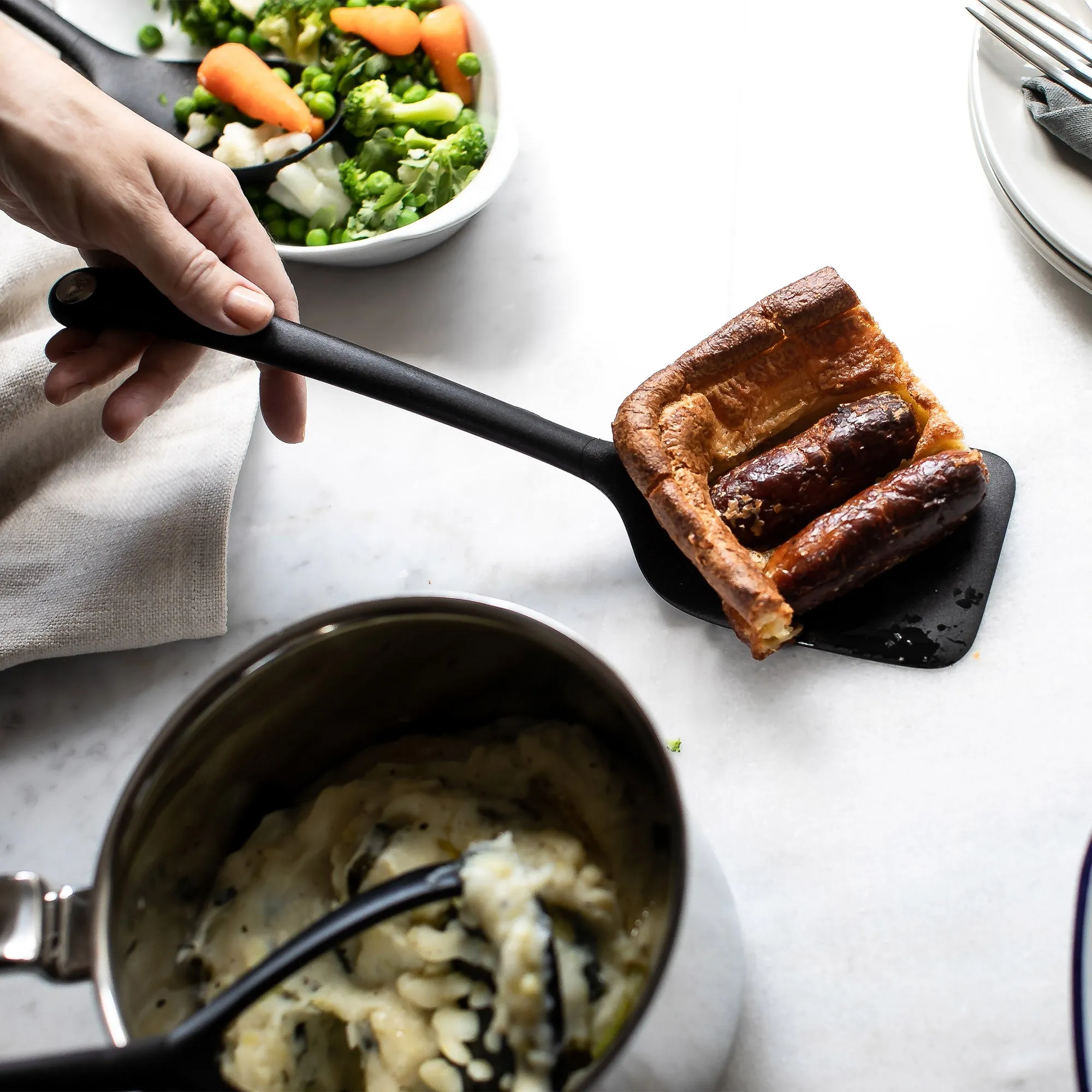 Signature Non-Stick Server / Turner Large