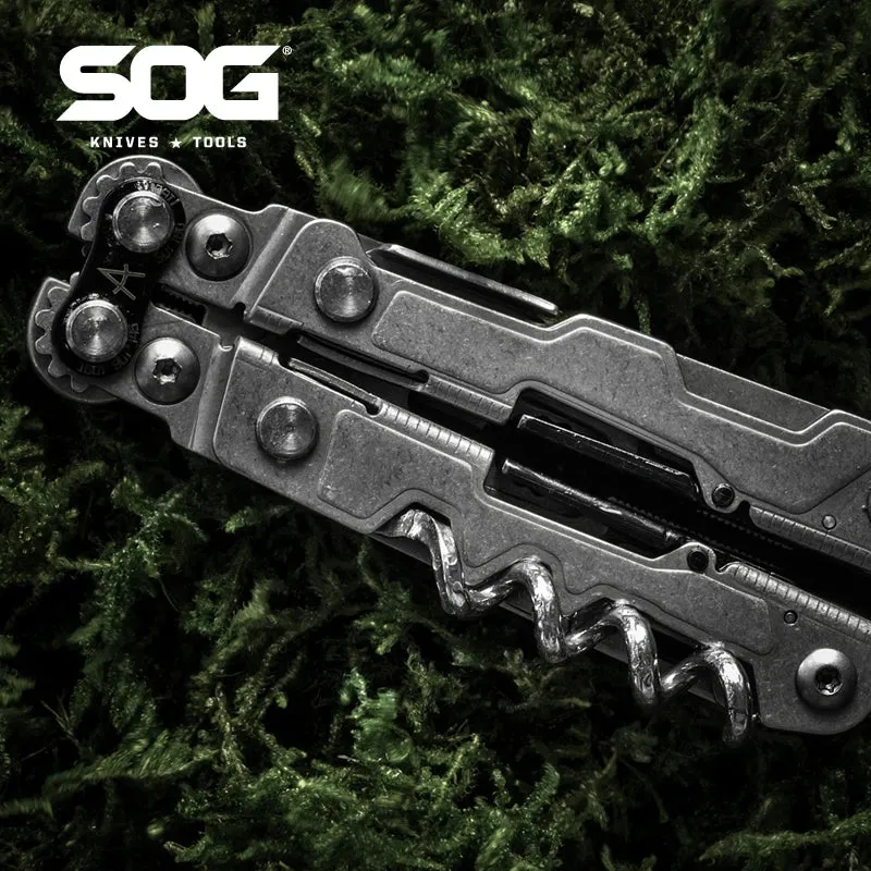 SOG 17 in 1 PowerLitre Multi-Tool