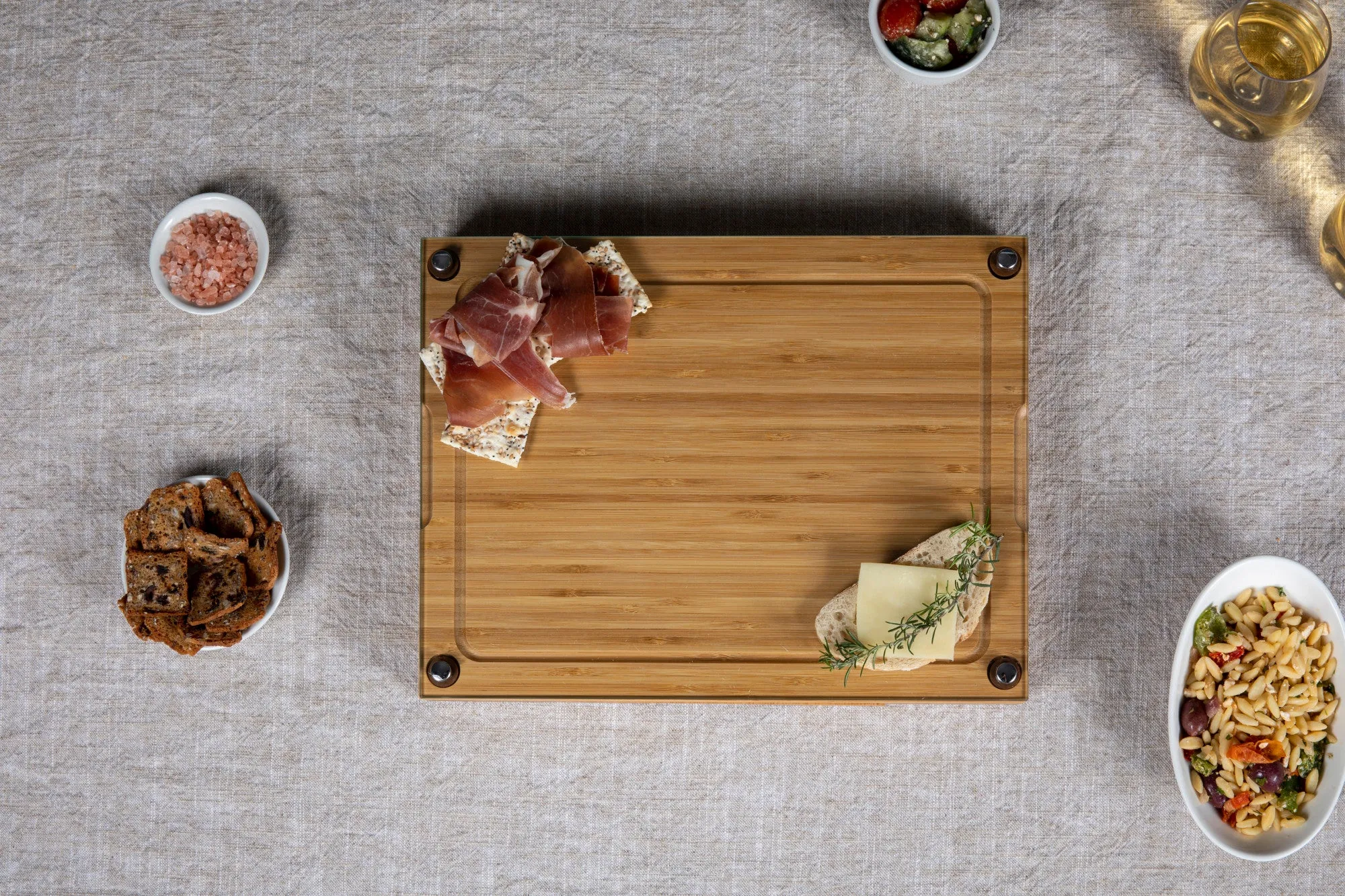 Texas Longhorns - Concerto Glass Top Cheese Cutting Board & Tools Set