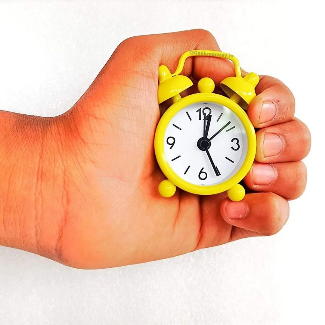 Tiny Alarm Clock - Loud Bell Analog Clock