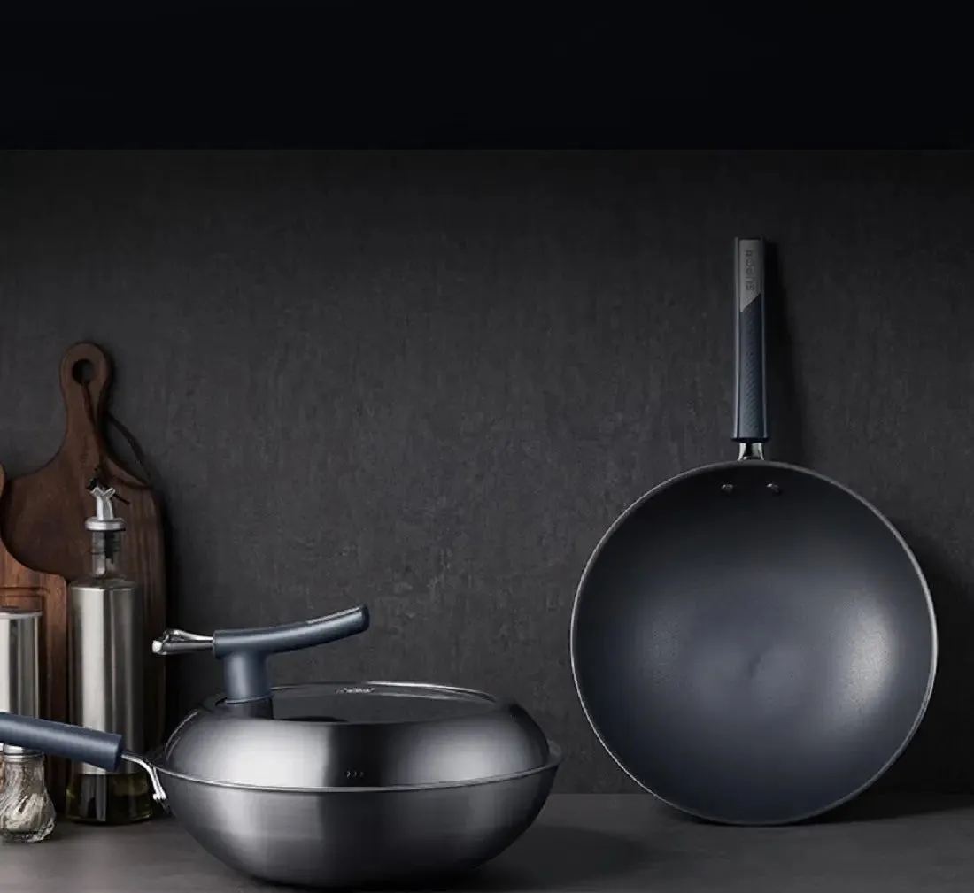 Titanium Uncoated Non-Stick Wok 30cm
