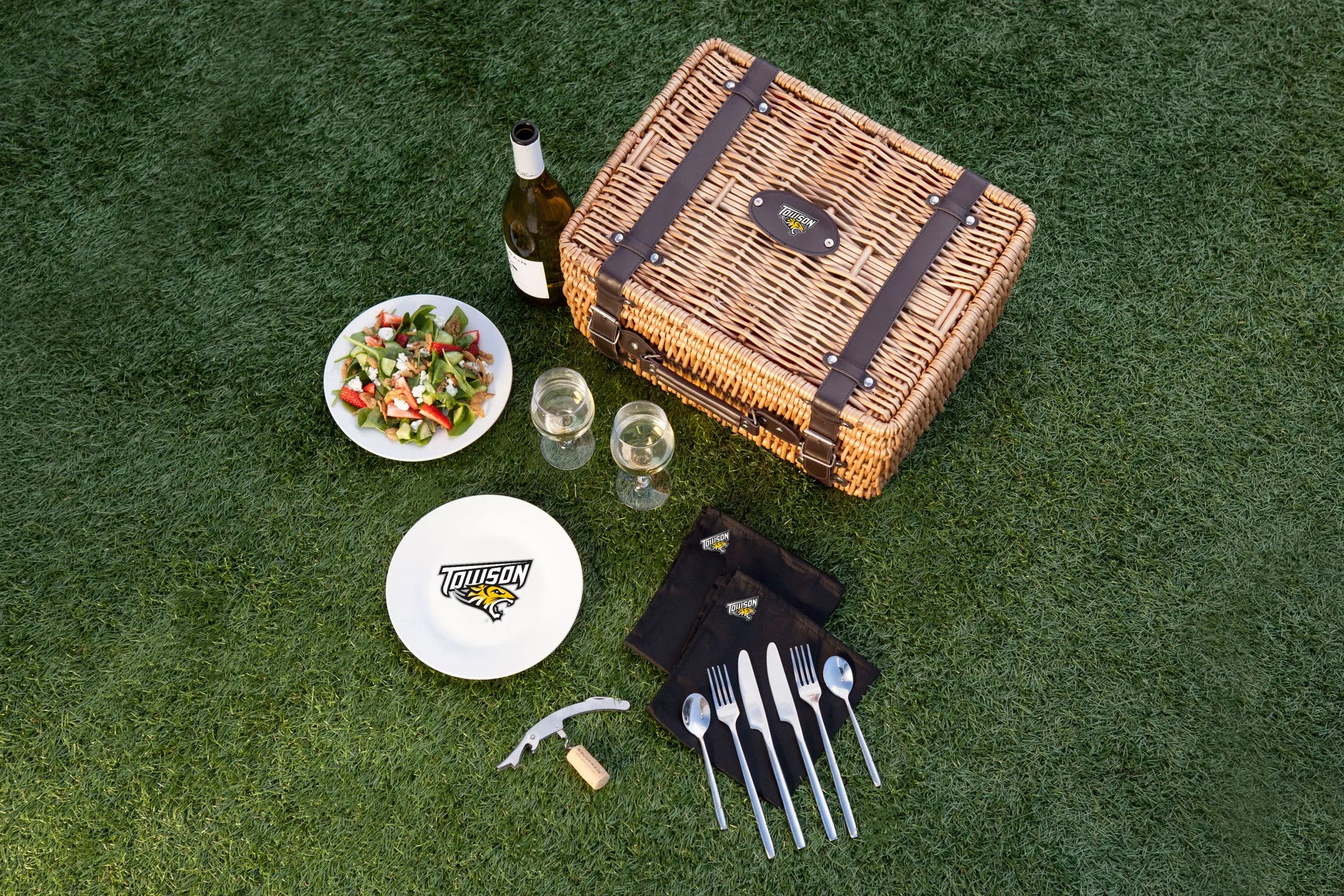 Towson University Tigers - Champion Picnic Basket