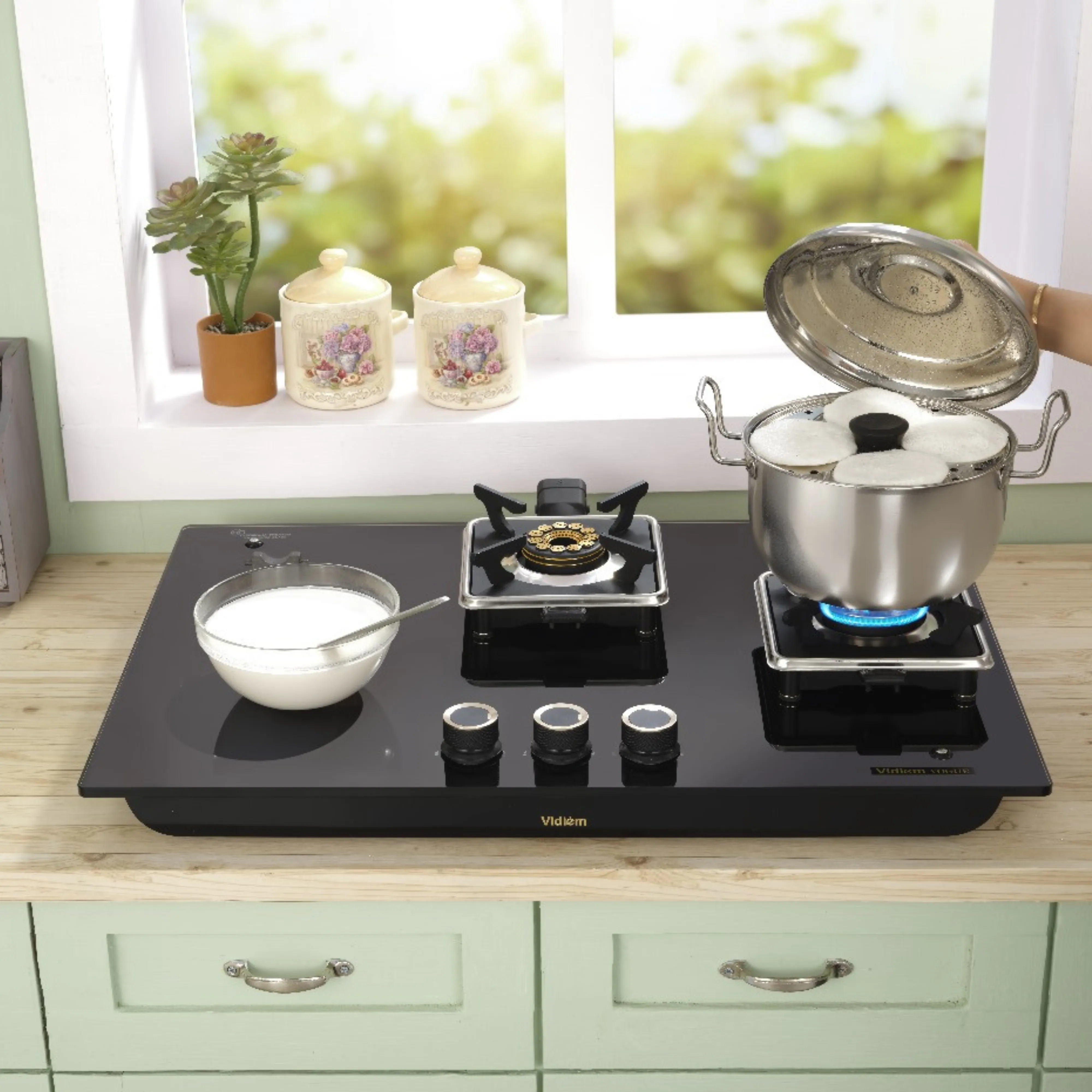 VIDIEM VOGUE 3 BURNER GLASS TOP COOKTOP