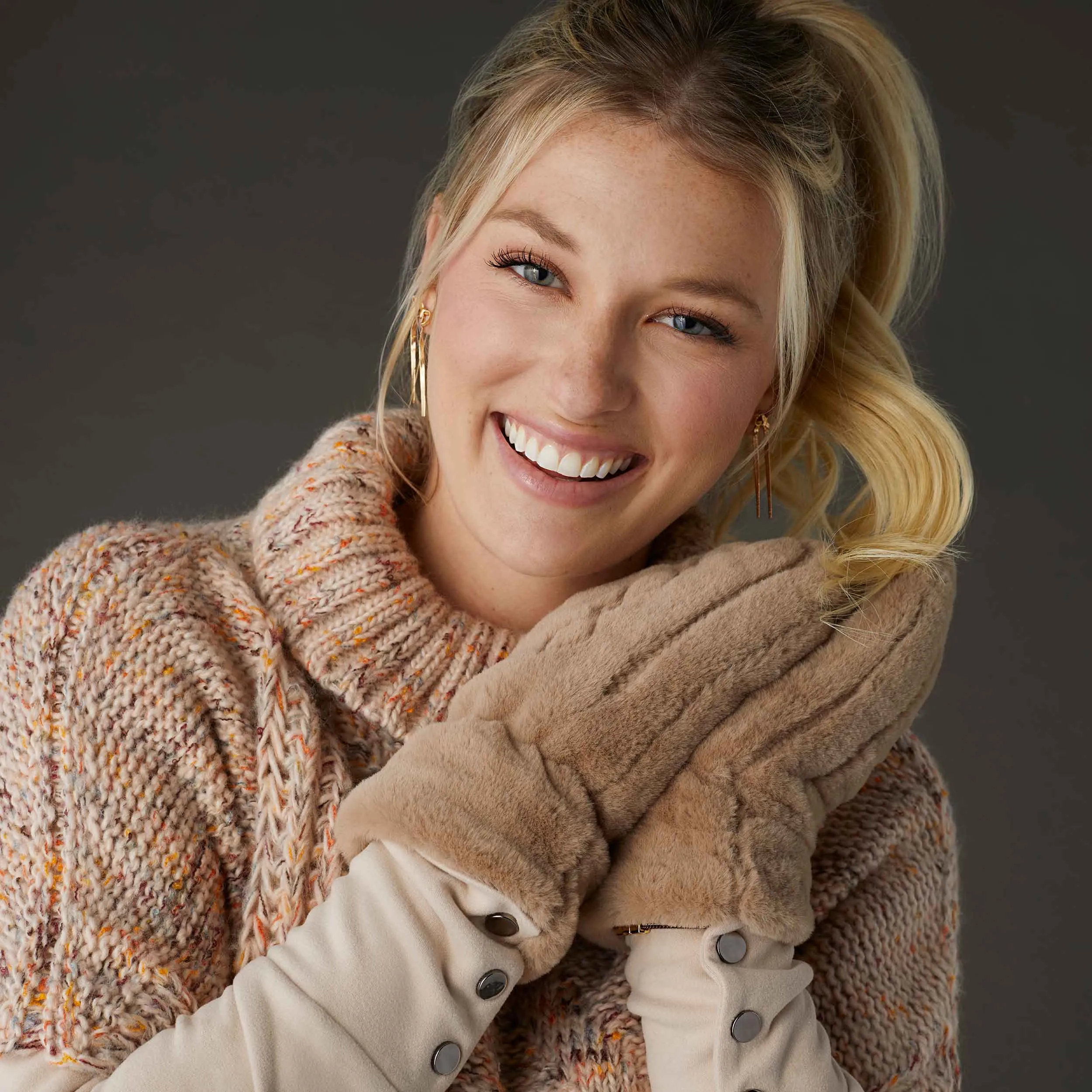 Winter Plush Thumb Free Touchscreen Mittens - Black - Final Sale