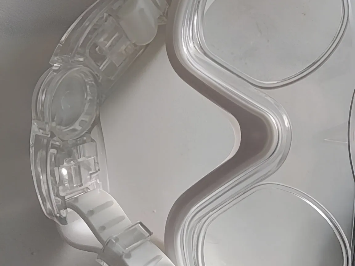 WO-WE Swimming goggles,no leaking anti fog UV protection