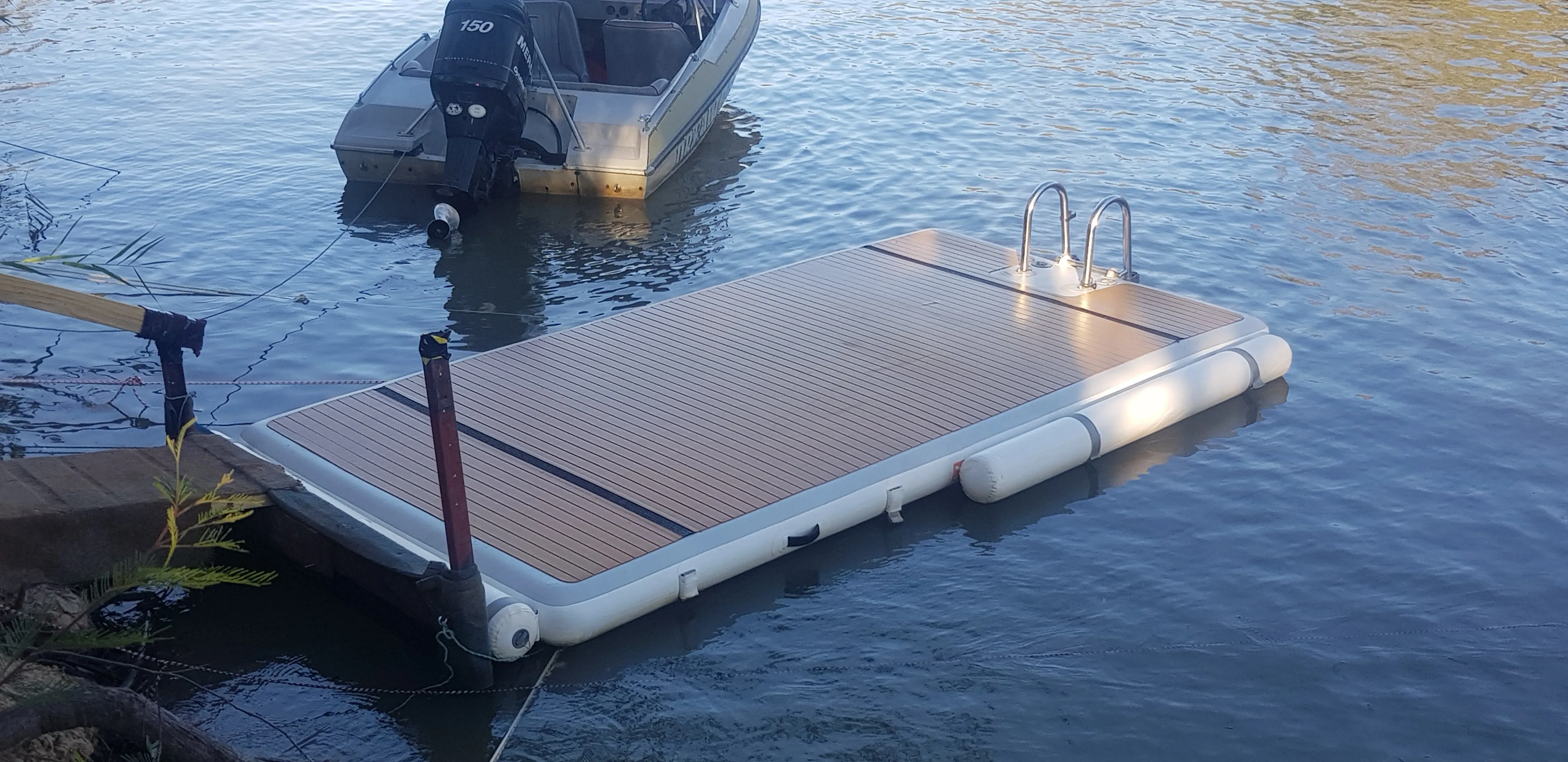 Wood Look Air Pontoon